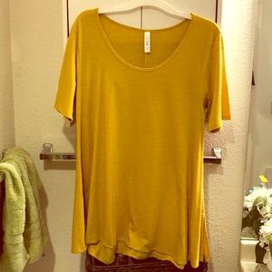 LuLaRoe Perfect Tee Sz. S